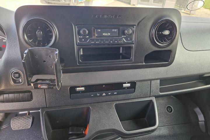 Hvid Mercedes eSprinter 312 fra 2023