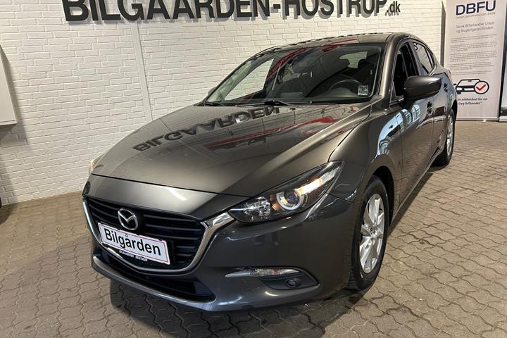 Grå Mazda 3 fra 2017 set udefra