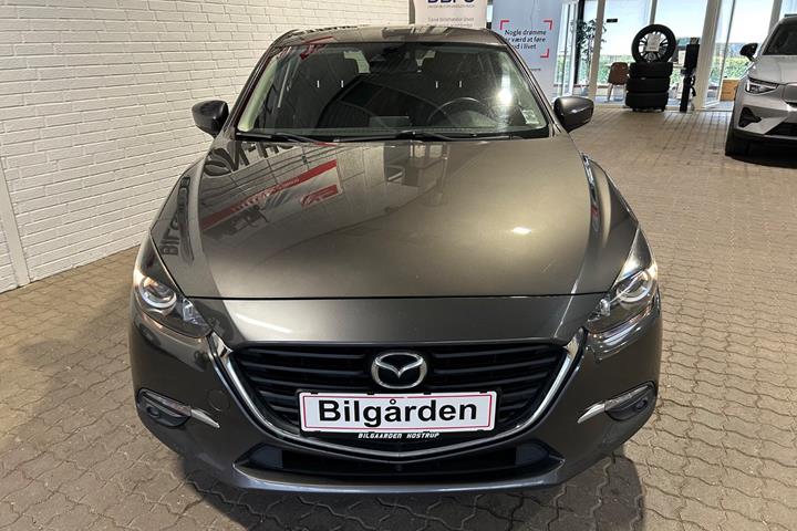Grå Mazda 3 fra 2017