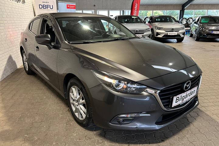Grå Mazda 3 fra 2017