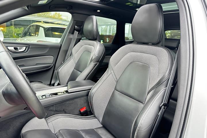 undefined Volvo XC60 fra 2024