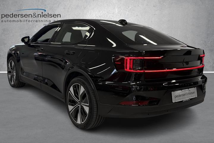 Sort Polestar 2 fra 2023
