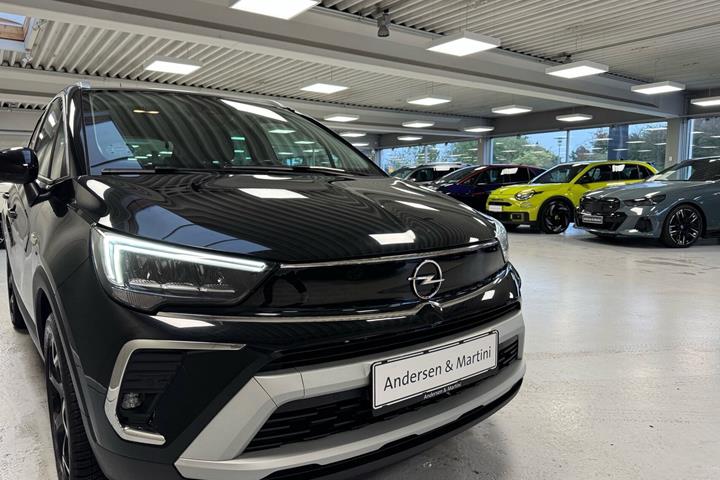 Sort Opel Crossland fra 2022