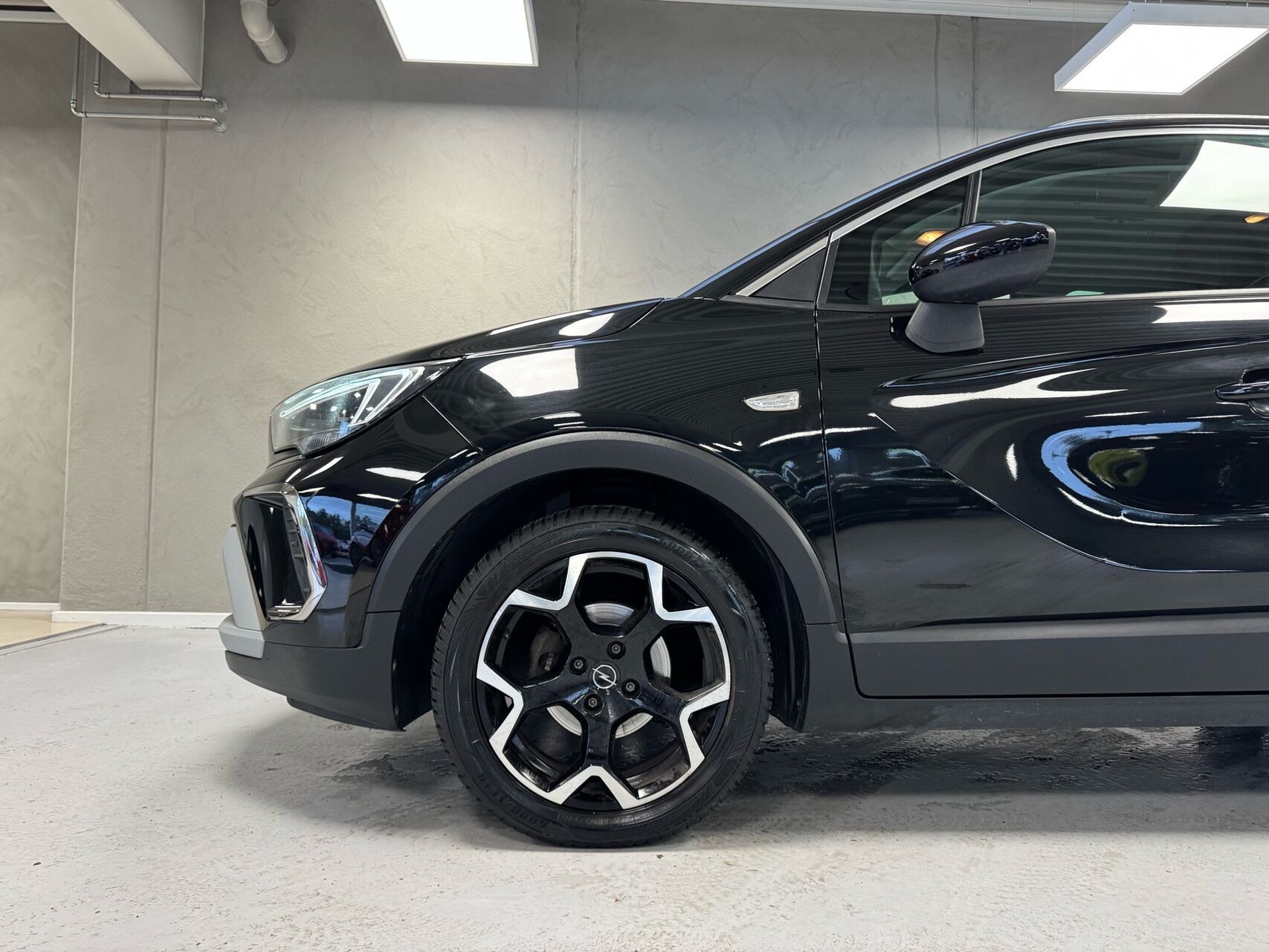 Sort Opel Crossland fra 2022