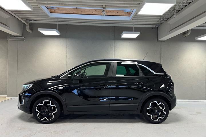 Sort Opel Crossland fra 2022