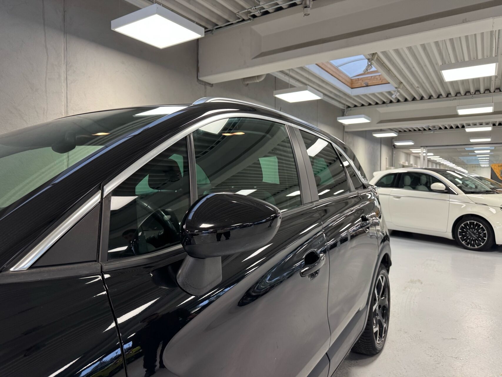 Sort Opel Crossland fra 2022
