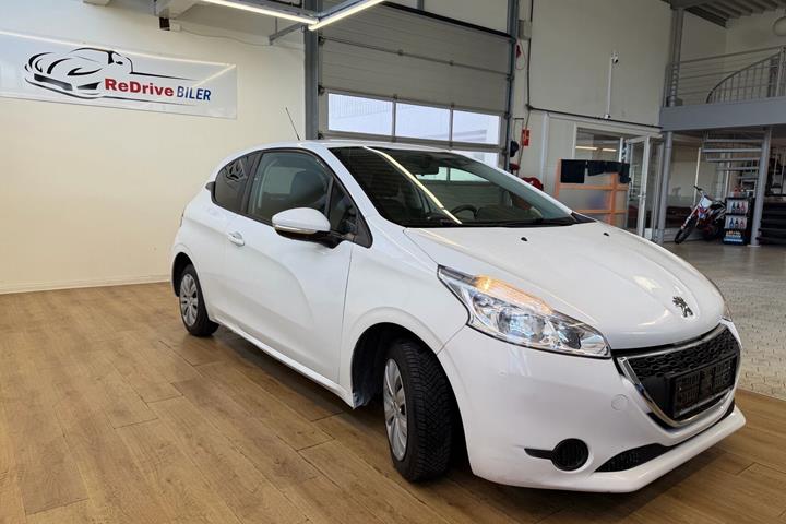 Hvid Peugeot 208 fra 2012