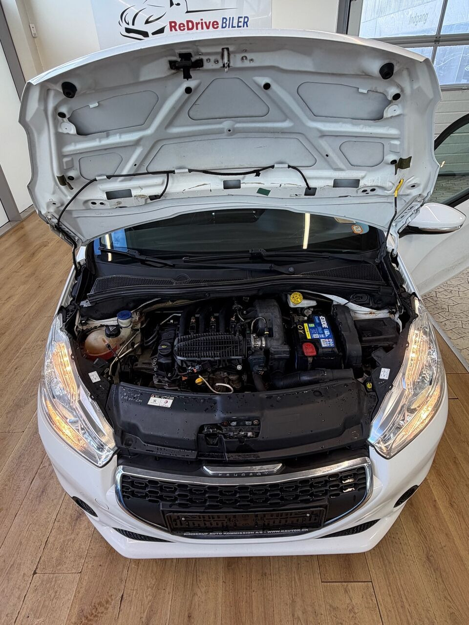 Hvid Peugeot 208 fra 2012