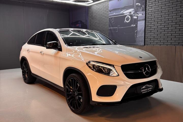 Hvid Mercedes GLE350 d fra 2016