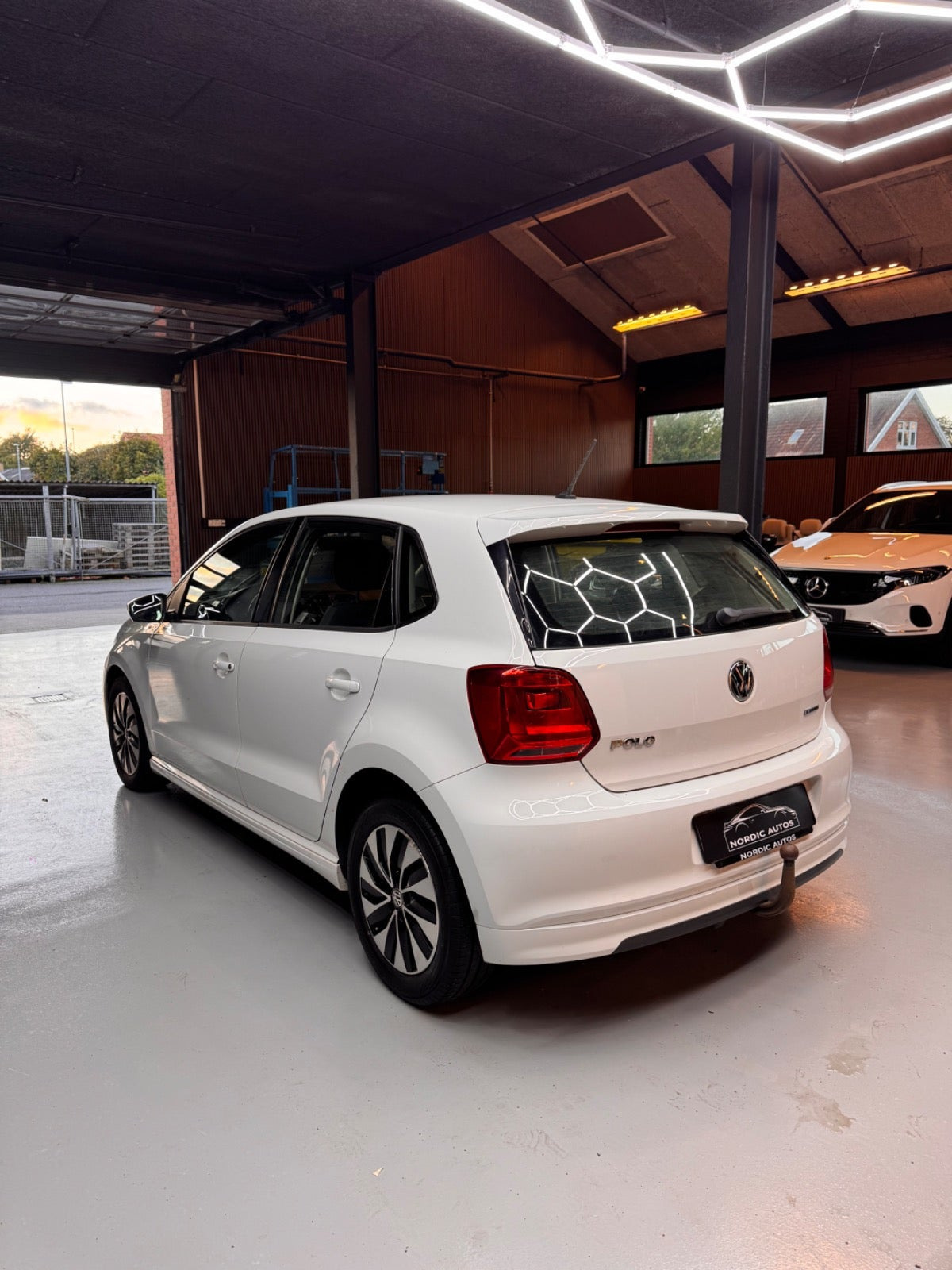 Hvid VW Polo fra 2015