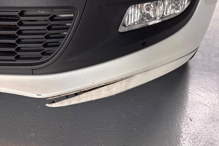 Hvid VW Polo fra 2015