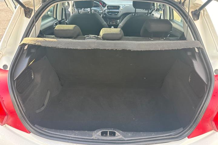 undefined Peugeot 208 fra 2014
