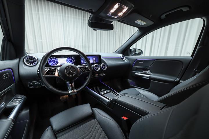 Sort Mercedes EQA250+ fra 2026