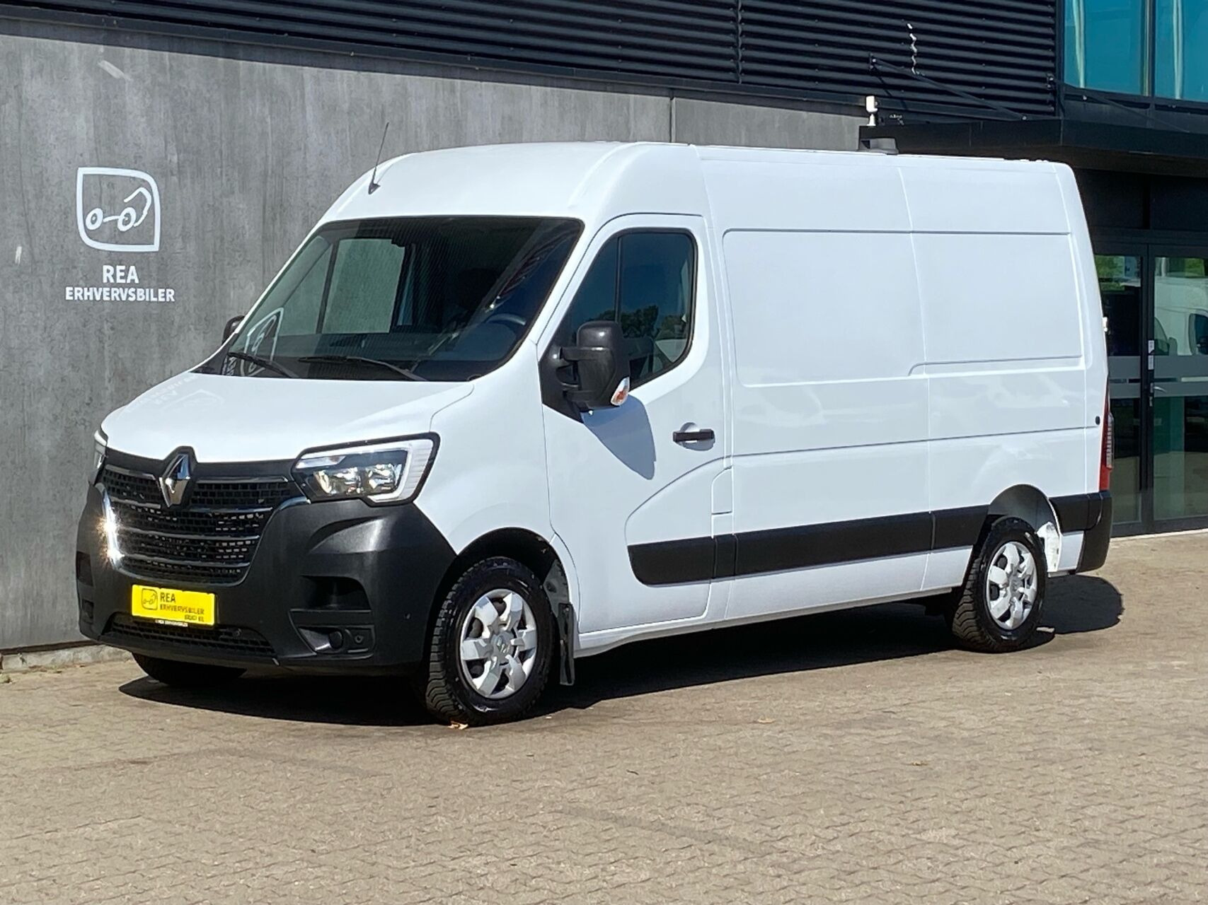 Renault Master 2,3 T33 L2H2 DCI TwinTurbo start/stop 150HK Van 6g