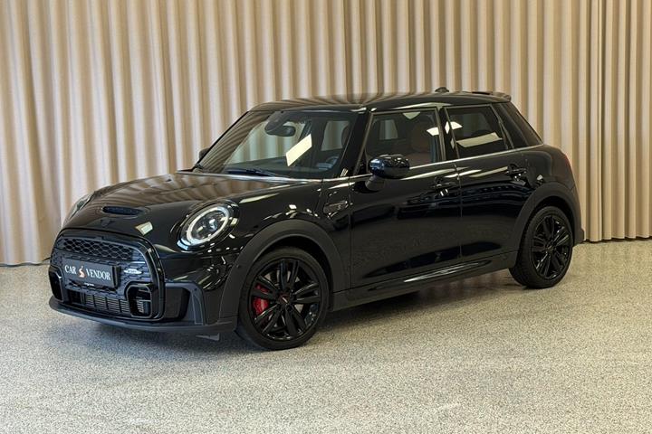 Sort Mini Cooper S fra 2022 set udefra