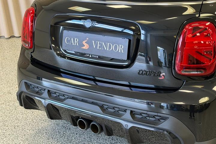 Sort Mini Cooper S fra 2022