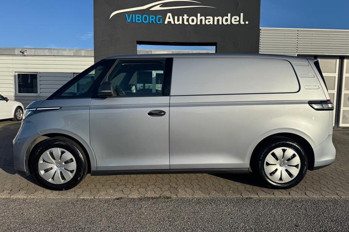 Grå VW ID.Buzz fra 2023