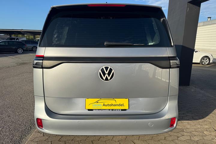 Grå VW ID.Buzz fra 2023