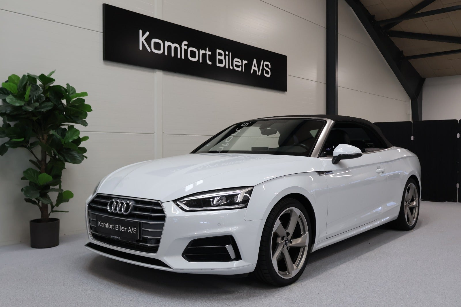 Hvid Audi A5 fra 2017