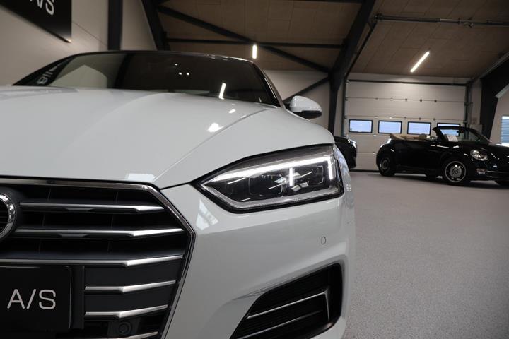 Hvid Audi A5 fra 2017