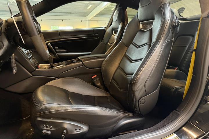 Sort Maserati Granturismo fra 2013