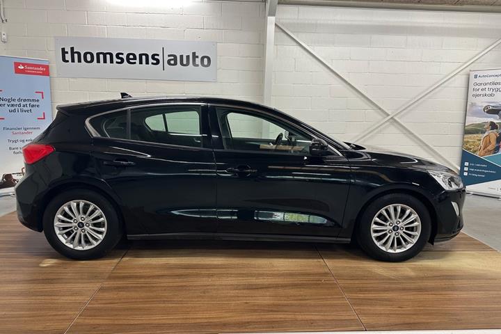Sort Ford Focus fra 2019