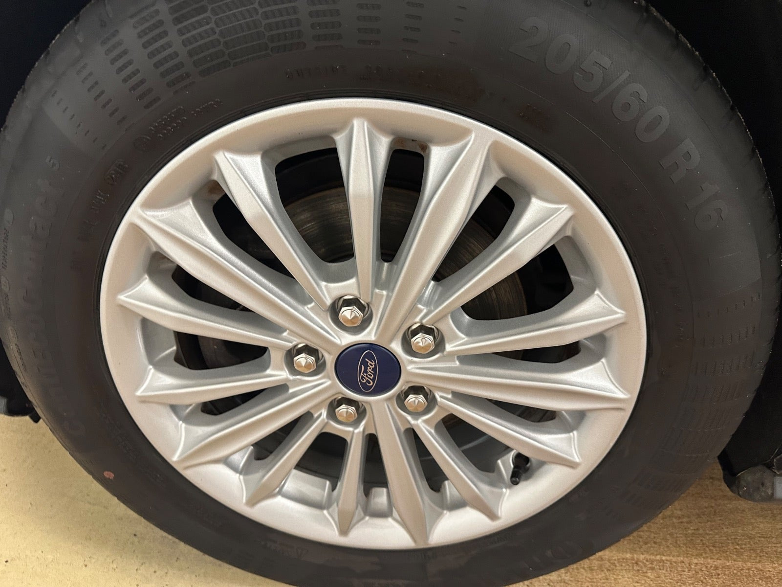 Sort Ford Focus fra 2019