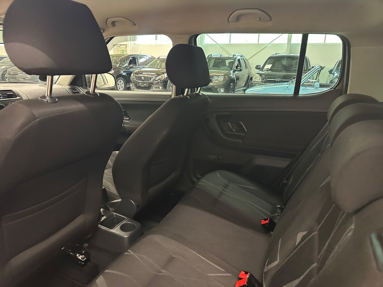 Beige Skoda Fabia fra 2014
