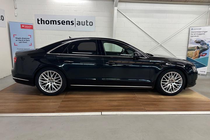 Sort Audi A8 fra 2015