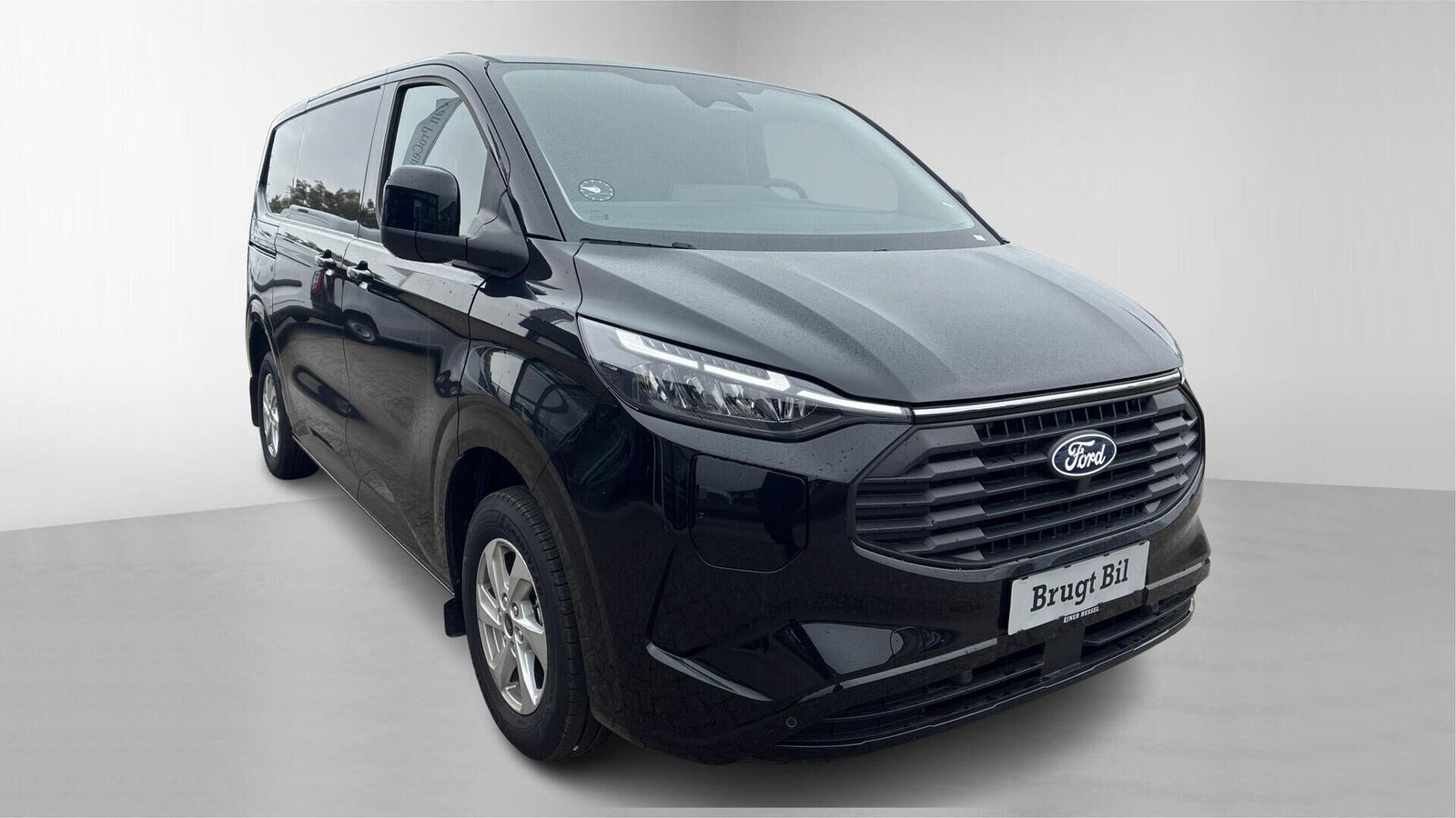 Sort Ford Transit Custom 320 L1 fra 2026