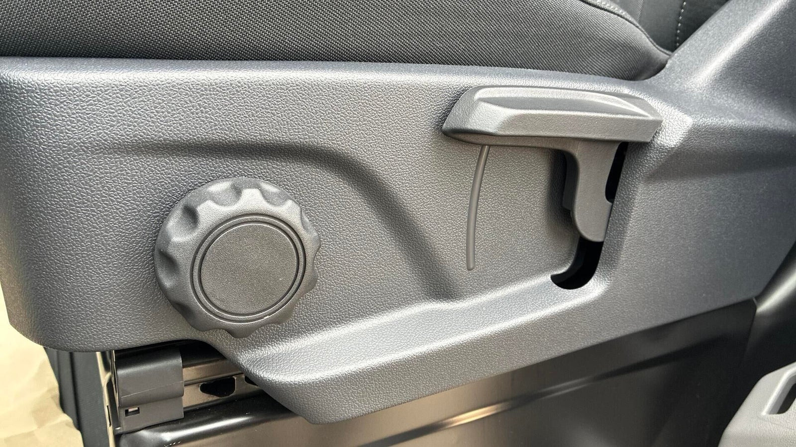 Sort Ford Transit Custom 320 L1 fra 2026
