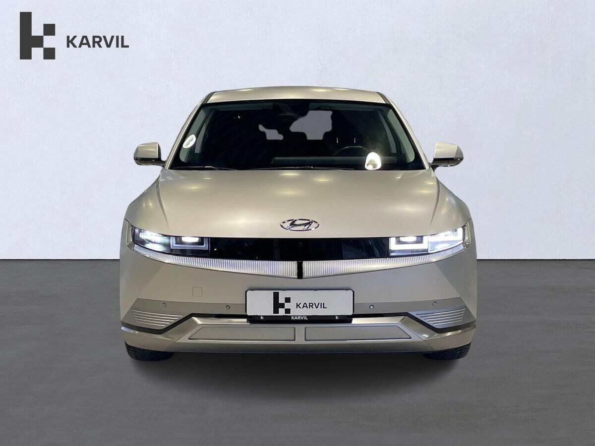 Grå Hyundai Ioniq 5 fra 2024