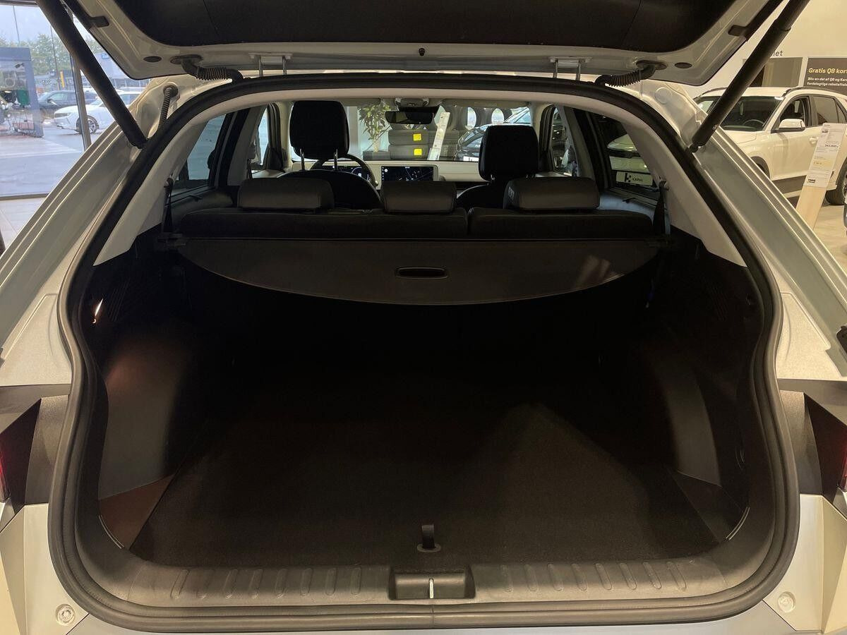 Grå Hyundai Ioniq 5 fra 2024