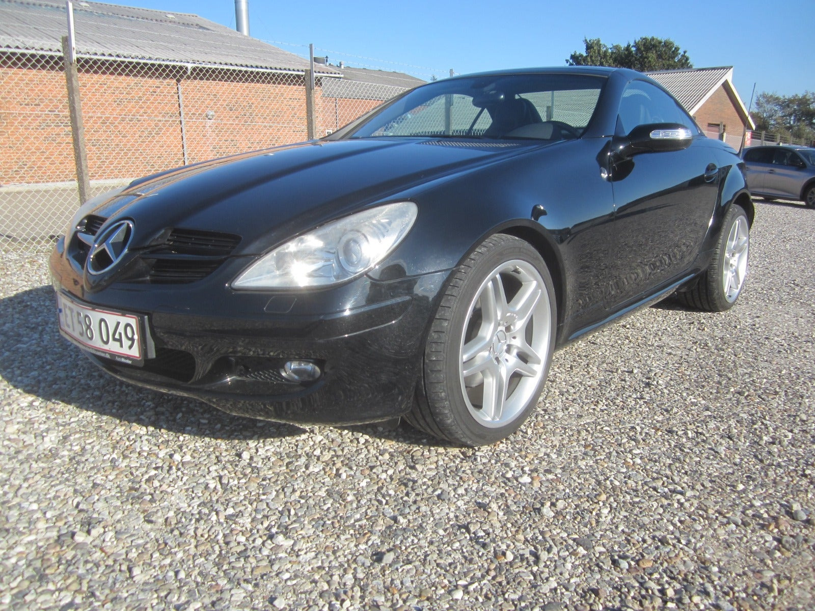 Sort Mercedes SLK280 fra 2005
