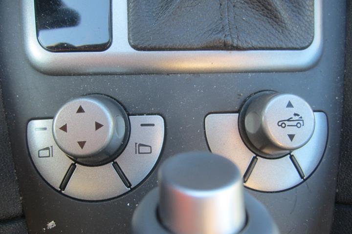 Sort Mercedes SLK280 fra 2005