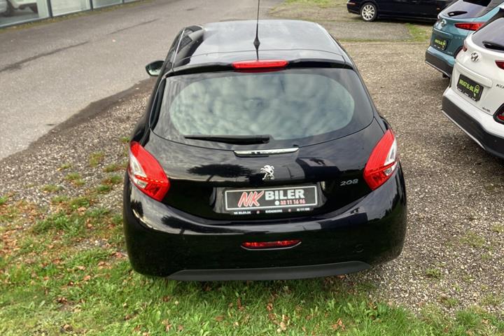 undefined Peugeot 208 fra 2014