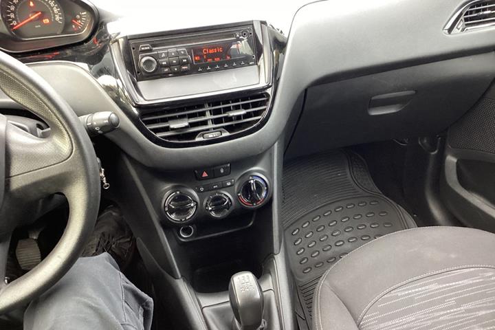 undefined Peugeot 208 fra 2014