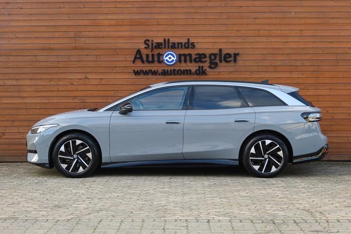 Grå VW ID.7 fra 2025