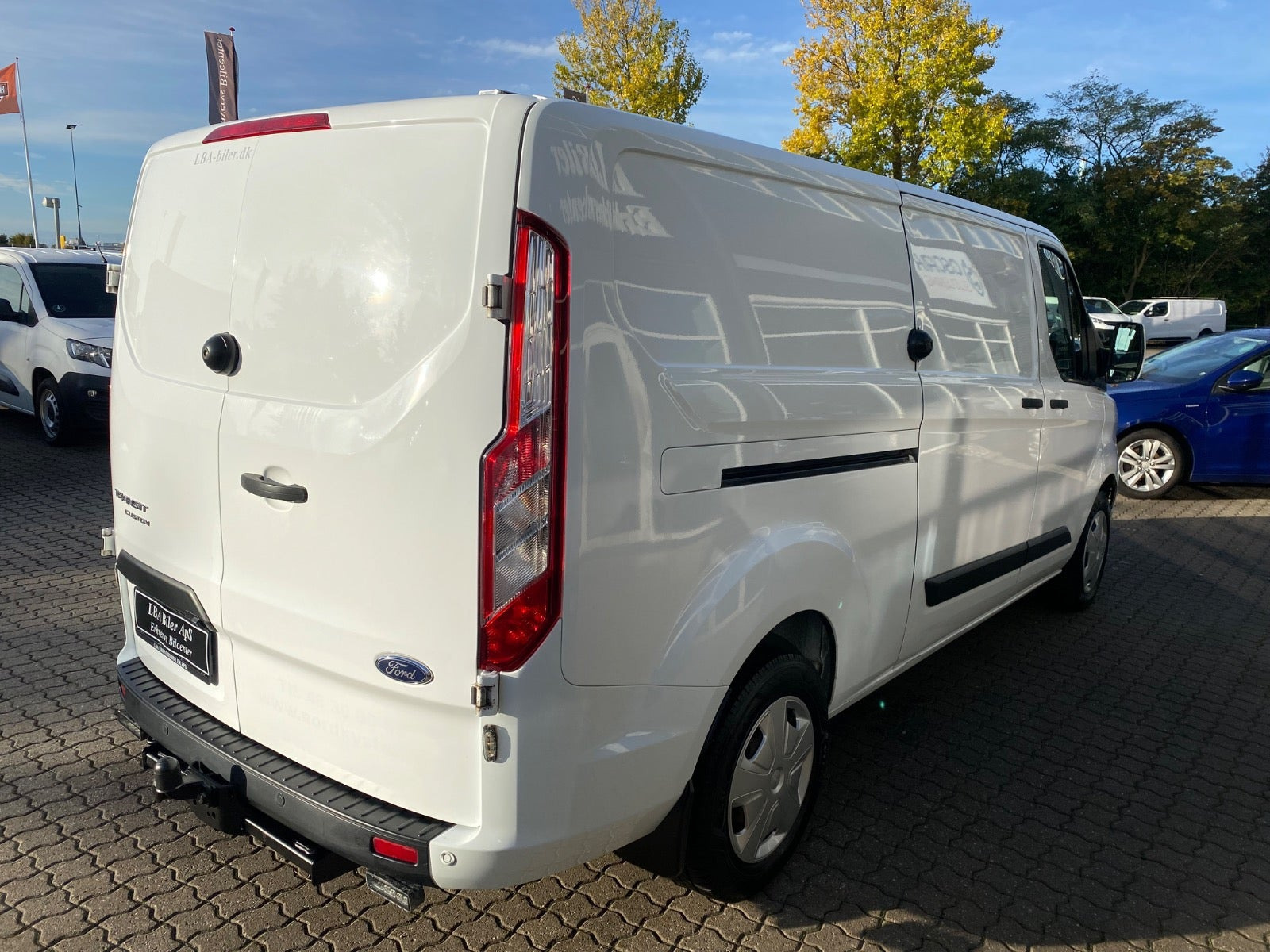 Hvid Ford Transit Custom 300 L2 fra 2022