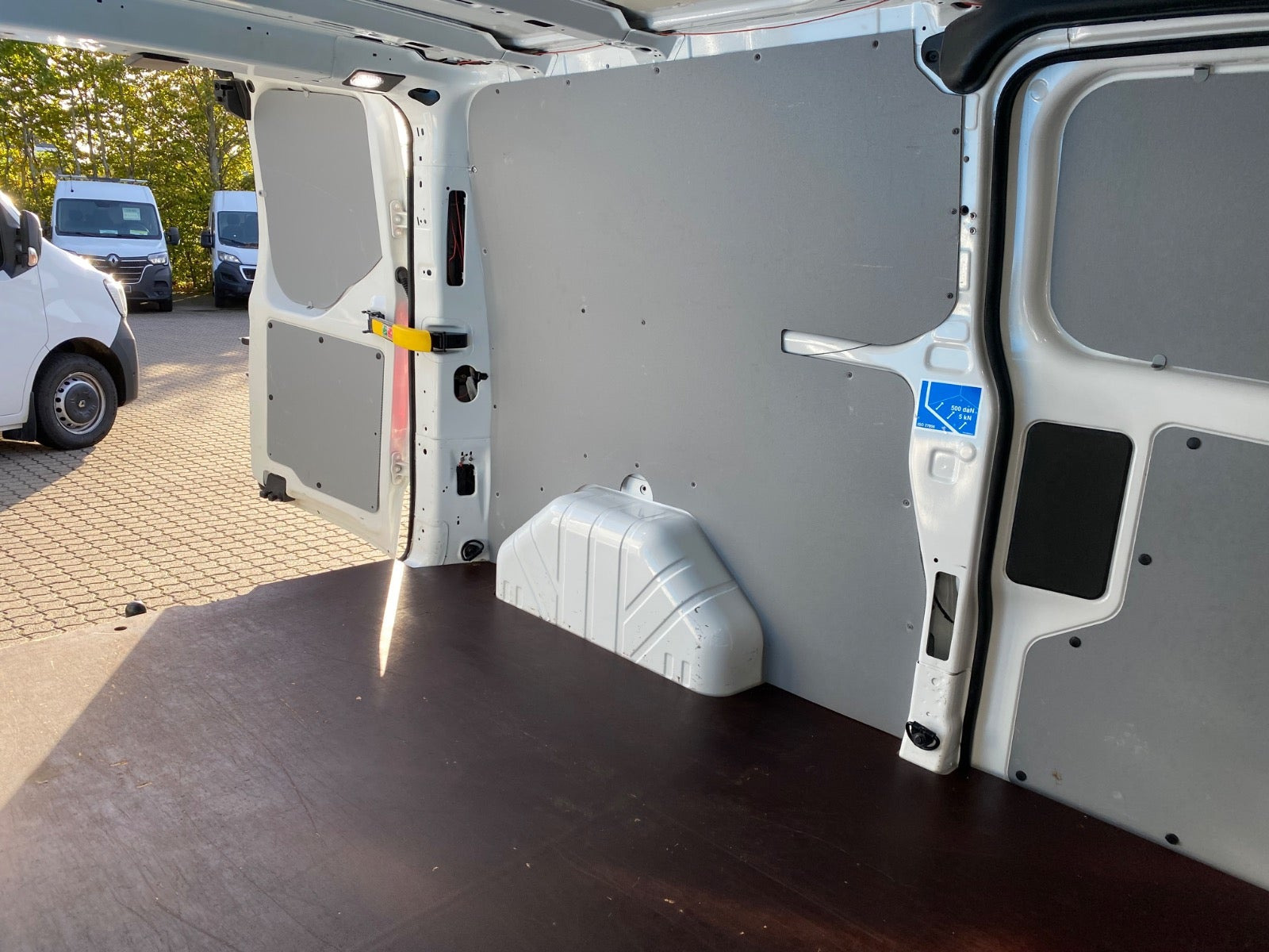 Hvid Ford Transit Custom 300 L2 fra 2022