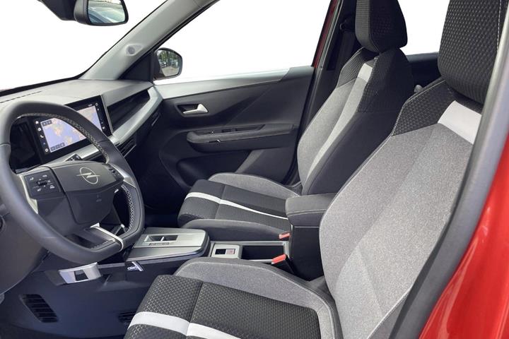 Orange Opel Frontera fra 2025