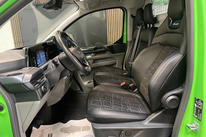 Grøn Ford Transit Custom 300 L2 fra 2025