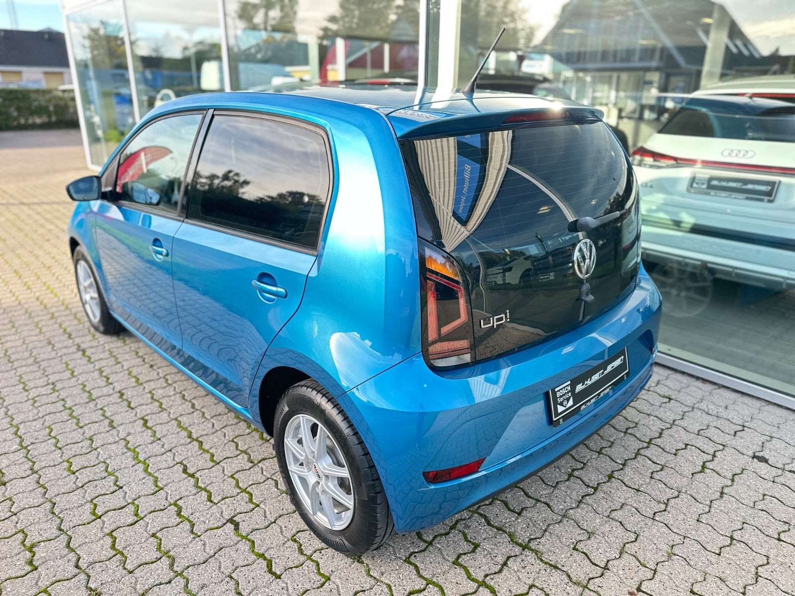 Blå VW UP! fra 2018