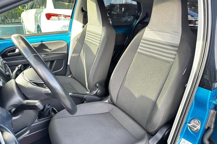 Blå VW UP! fra 2018