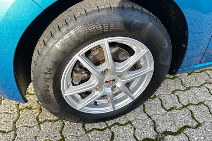 Blå VW UP! fra 2018