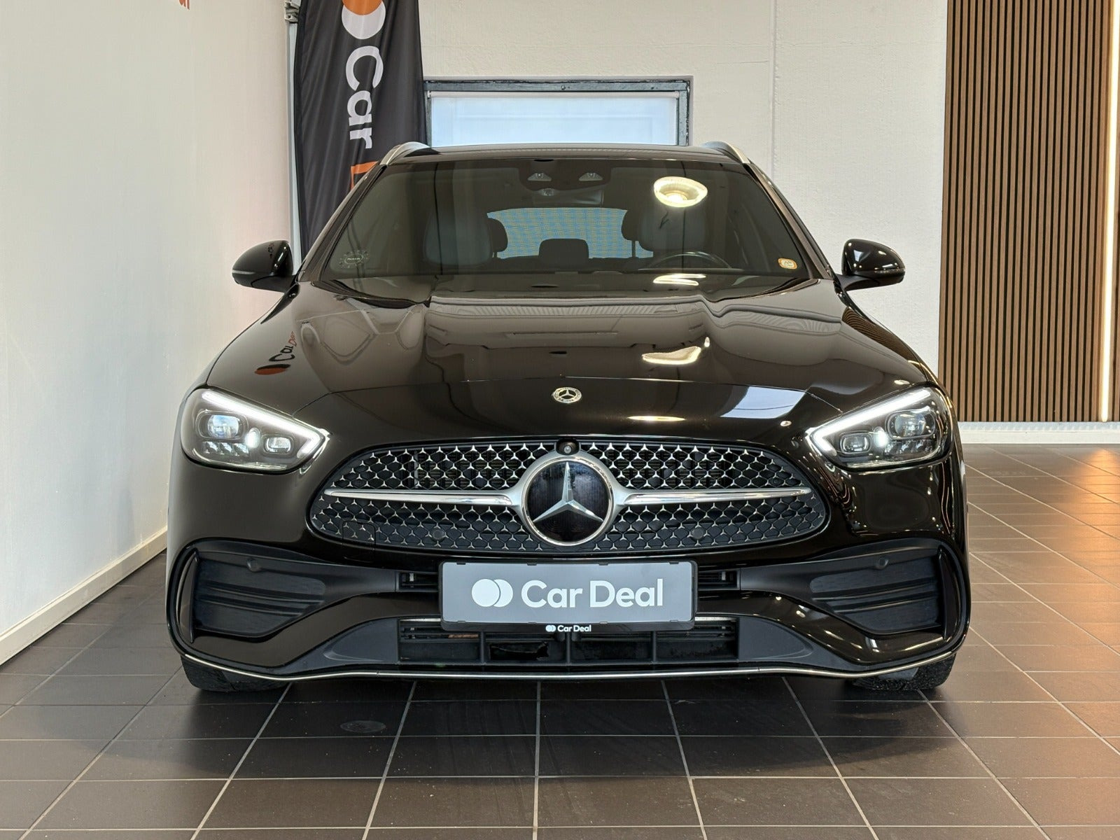 Sort Mercedes C300 e fra 2022