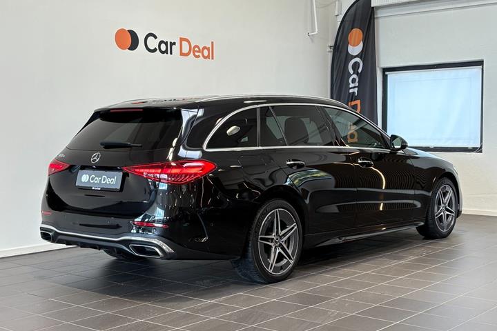 Sort Mercedes C300 e fra 2022