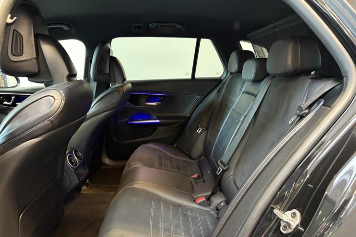 Sort Mercedes C300 e fra 2022