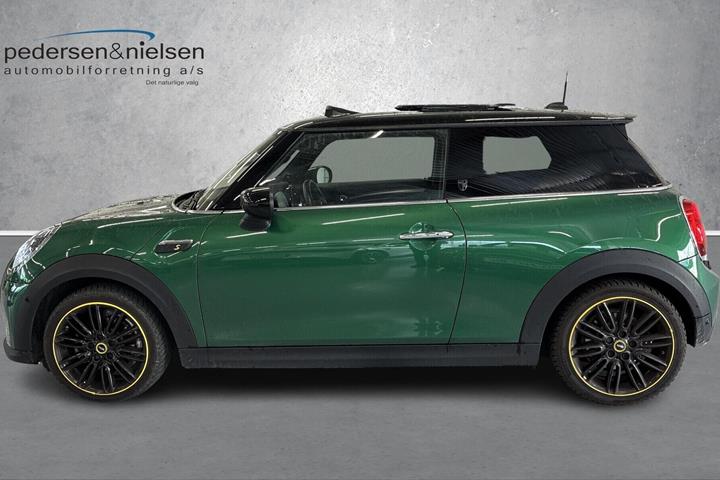 Grøn Mini Cooper fra 2023