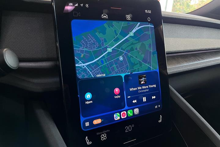 Blå Polestar 2 fra 2023
